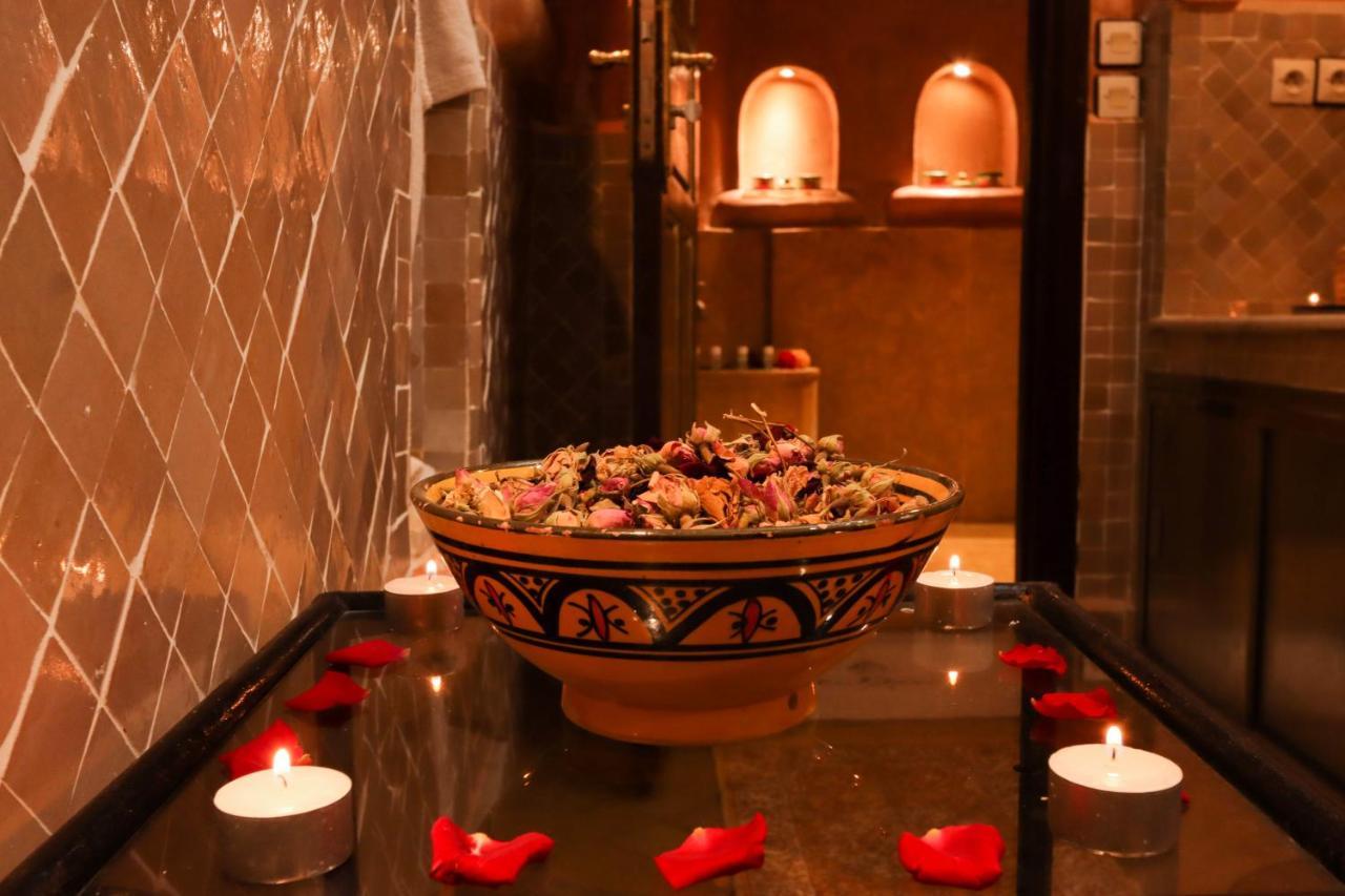 马拉喀什 Riad Palais Des Princesses & Spa酒店 外观 照片 A hammam in Marrakech, Morocco